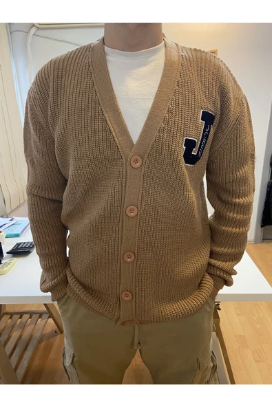 Erkek Regular Kesim V Yaka Düğmeli Nakışlı Hırka - 4