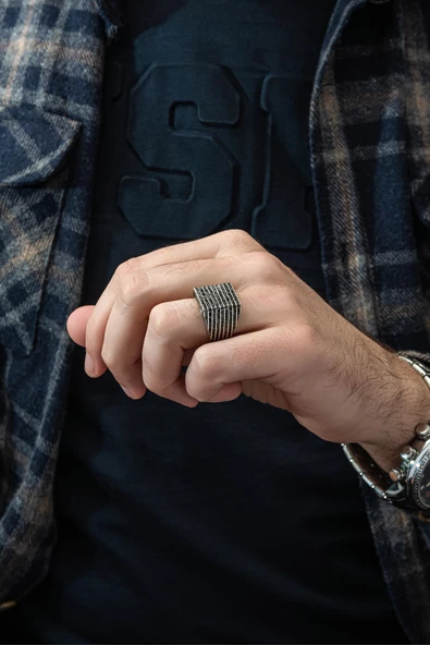 Kare Çizgi Desenli Taşsız 925 Gümüş Erkek Yüzük - Resim 4