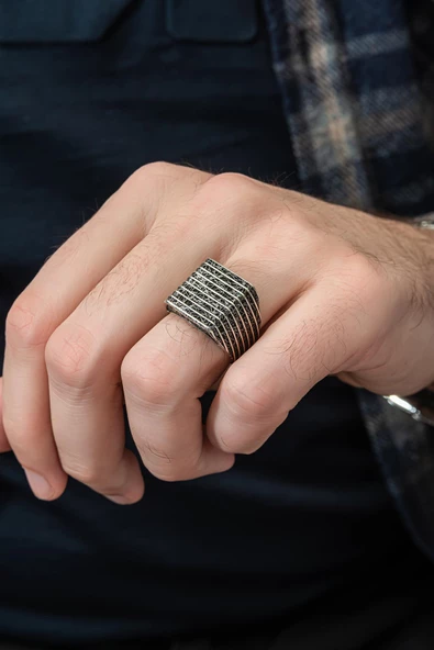 Kare Çizgi Desenli Taşsız 925 Gümüş Erkek Yüzük - Resim 6