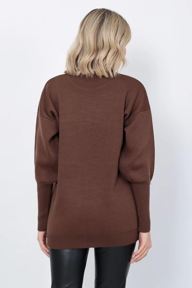 Kadın Triko Kazak Bisiklet Yaka Yaprak Desenli Kolu Taşlı Oversize Kahverengi - Resim 9