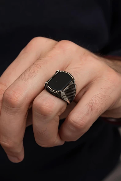 Oniks Taşlı Hasır Modeli 925 Gümüş Erkek Yüzük ürün görseli