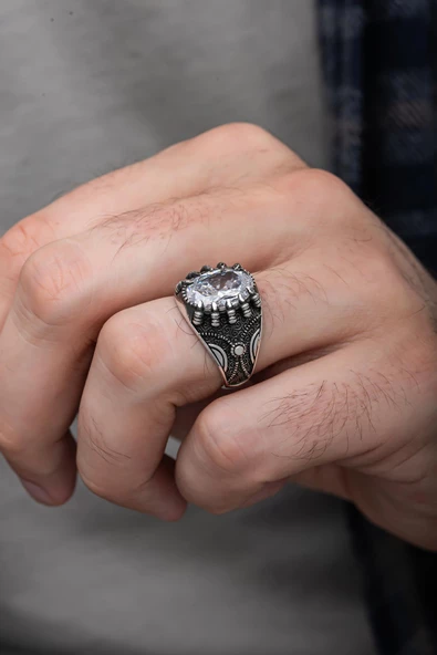 Beyaz Zirkon Taşlı Pençeli 925 Gümüş Erkek Yüzük - Resim 3