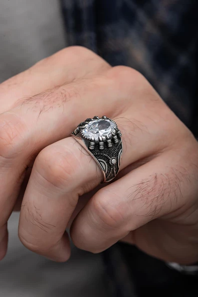 Beyaz Zirkon Taşlı Pençeli 925 Gümüş Erkek Yüzük ürün görseli