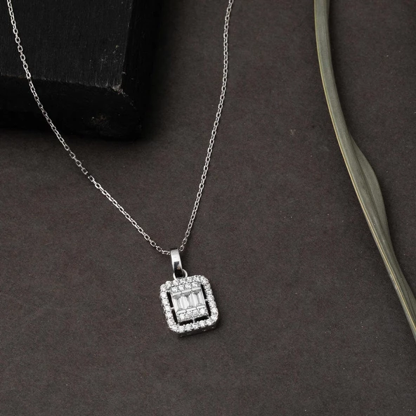 14 Ayar Klasik Beyaz Altın Baget Taşlı Set - Resim 7