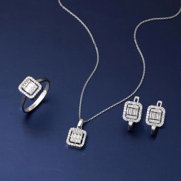 14 Ayar Klasik Beyaz Altın Baget Taşlı Set - Resim 2