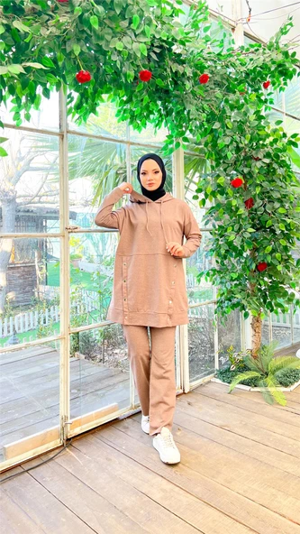 Kapşonlu Çıtçıt Detaylı Kısa Sweat Pantolon İkili Tesettür Eşofman Takımı - 03079.016 - Vizon - Resim 3