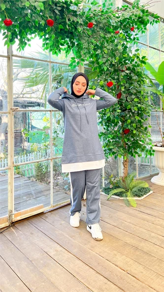 Yazı Baskılı Garni Detaylı Kapşonlu Kısa Sweat Pantolon İkili Tesettür Eşofman Takımı - 03080.006 - İndigo - Resim 4