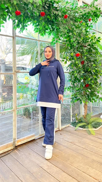 Yazı Baskılı Garni Detaylı Kapşonlu Kısa Sweat Pantolon İkili Tesettür Eşofman Takımı - 03080.202 - Açık Lacivert - Resim 4