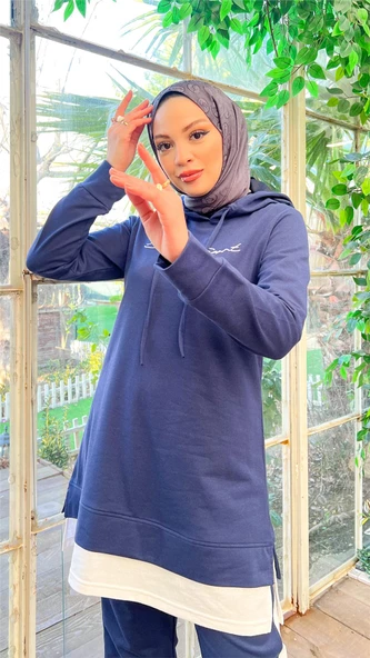 Yazı Baskılı Garni Detaylı Kapşonlu Kısa Sweat Pantolon İkili Tesettür Eşofman Takımı - 03080.202 - Açık Lacivert - Resim 10