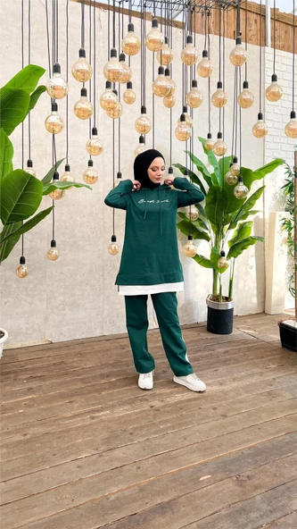 Yazı Baskılı Garni Detaylı Kapşonlu Kısa Sweat Pantolon İkili Tesettür Eşofman Takımı - 03080.021 - Nefti - Resim 6