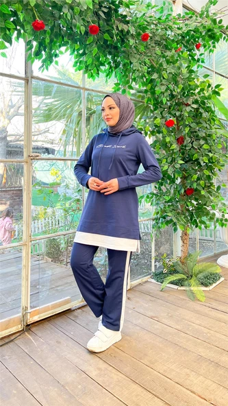 Yazı Baskılı Garni Detaylı Kapşonlu Kısa Sweat Pantolon İkili Tesettür Eşofman Takımı - 03080.202 - Açık Lacivert - Resim 6