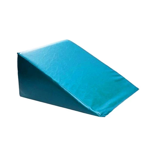 Üçgen Minder 60x60x30 cm