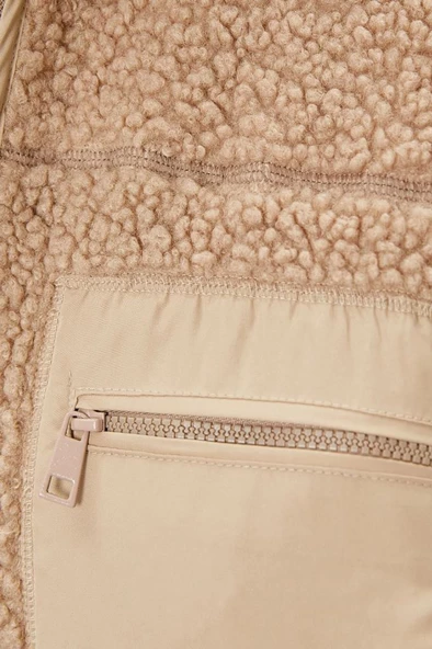 Koton Kapşonlu Peluş Ceket Fermuarlı İki Farklı Kumaş Cepli - 6