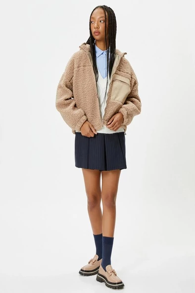 Koton Kapşonlu Peluş Ceket Fermuarlı İki Farklı Kumaş Cepli - 2