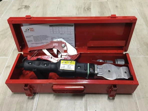 Gönen Döküm 600 Watt Minimax Plastik Boru Kaynak Makinası Seti Metal Çantalı - 2