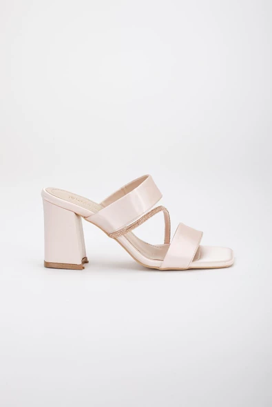 Saten İki Bantlı Çapraz Şerit Taşlı Gold Kadın Topuklu Terlik - Resim 3