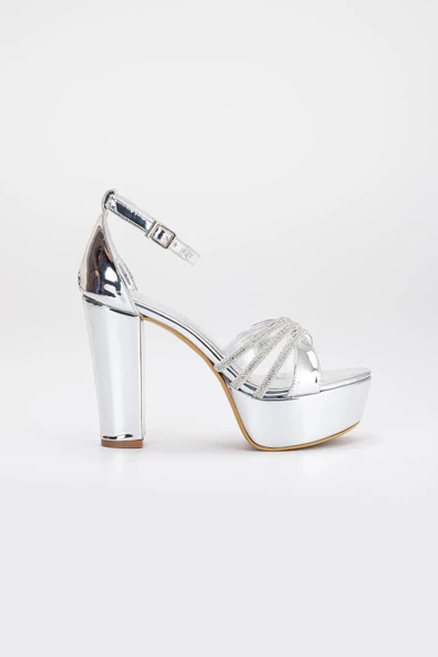 Rugan Çapraz Taşlı 40mm Gümüş Kadın Platform Topuklu Abiye Ayakkabı - Resim 3