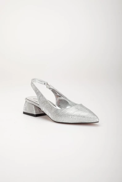 Büyük Numara Parlak çizgili Deri Gümüş Kadın Topuklu Ayakkabı - Resim 4