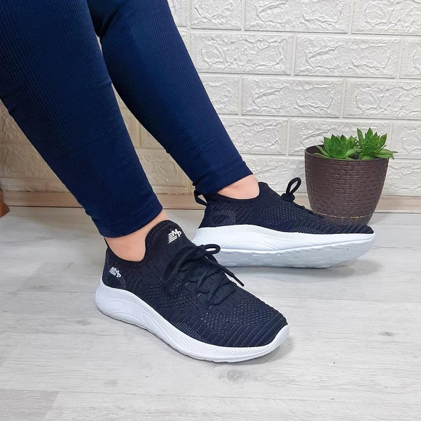 M.P 1501 Siyah-Beyaz Fuspetli Rahat ve Hafif Bayan Spor Ayakkabı - Resim 3
