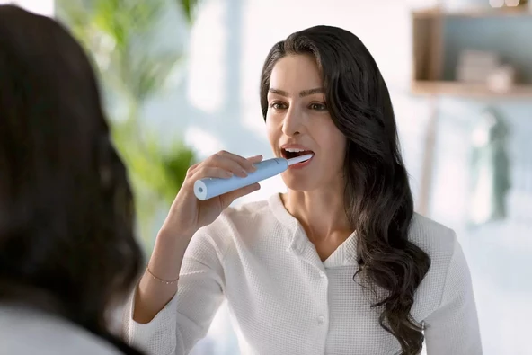 Philips HX3651/12 Sonicare 2100 Serisi Sonic Elektrikli Diş Fırçası - 2