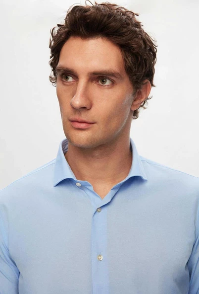 Dormen Classics Kolay Ütülenebilir Slim Fit Dar Kesim Klasik Yaka Cepsiz Erkek Gömlek - 4