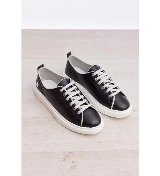 MAMMAMİA D22YA-35 ESNEK HAFİF BAĞCIKLI DERİ KADIN AYAKKABI - Resim 2