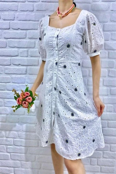 Kemerli Kare Yaka Elbise