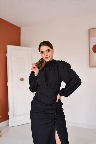 Önü Büzgülü Eteği Yırtmaçlı Elbise - Resim 2