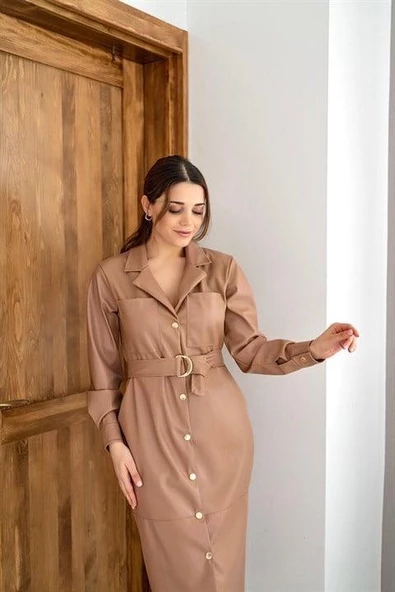 Kemerli Deri Elbise - Resim 2