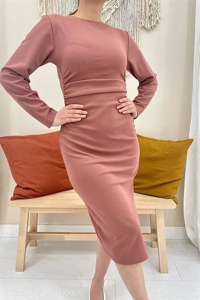 Yırtmaçlı ve Büzgülü Elbise - Resim 2