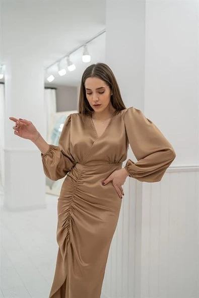 V Yaka Saten Elbise - Resim 4