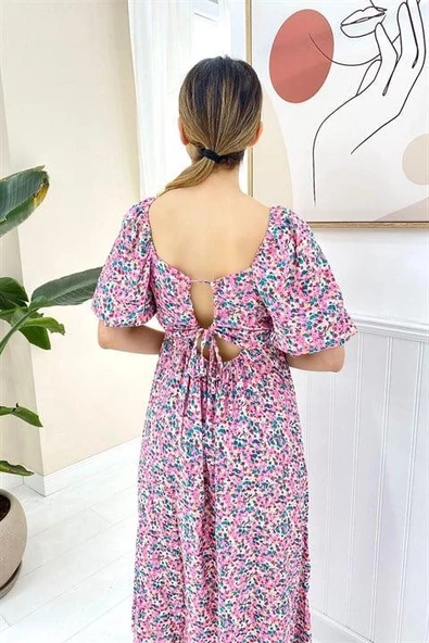 Çiçek Desenli Sırt Detaylı Elbise - Resim 4