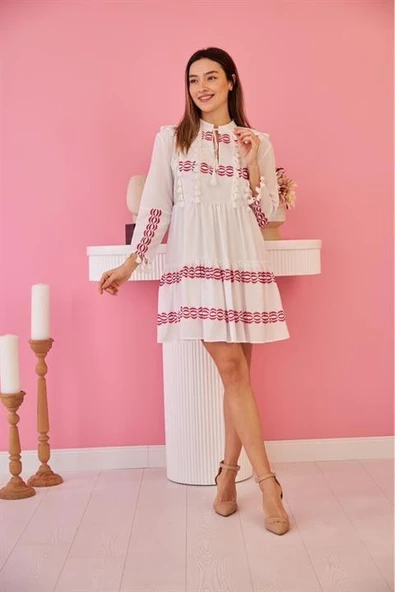 Püsküllü ve Desenli Elbise - Resim 2