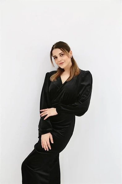 V Yaka Yırtmaçlı Kadife Elbise - Resim 4