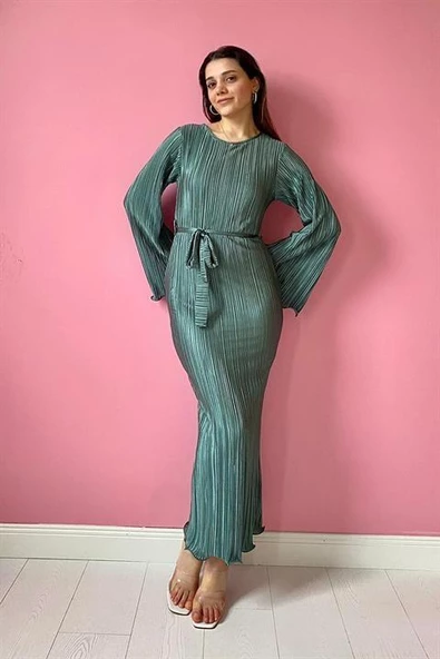 İspanyol Kol Piliseli Elbise ürün görseli