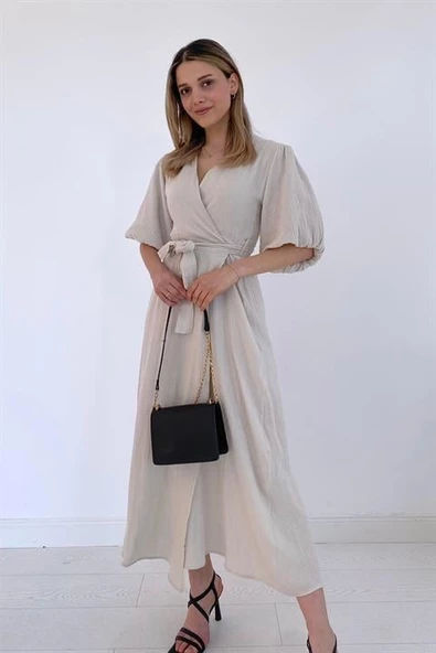 Bej Kuşaklı Müslin Elbise - Resim 4