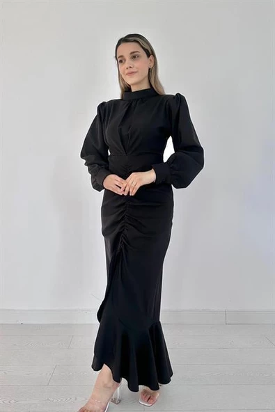 Volanlı Uzun Kol Elbise