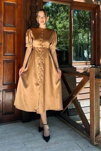 Düğme Kapamalı Saten Elbise - 4