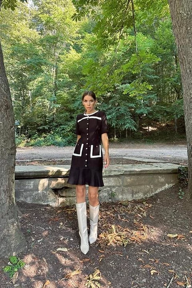 Cep Detaylı Düğmeli Elbise - Resim 4