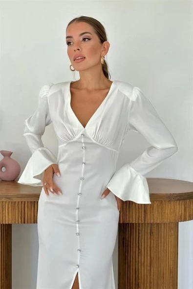 Önü Düğmeli Yırtmaçlı Saten Elbise - 2
