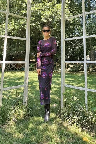 Transparan Desenli Elbise - Resim 3