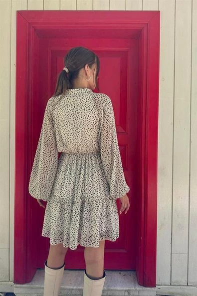 Eteği Katlı Puantiyeli Elbise - Resim 7