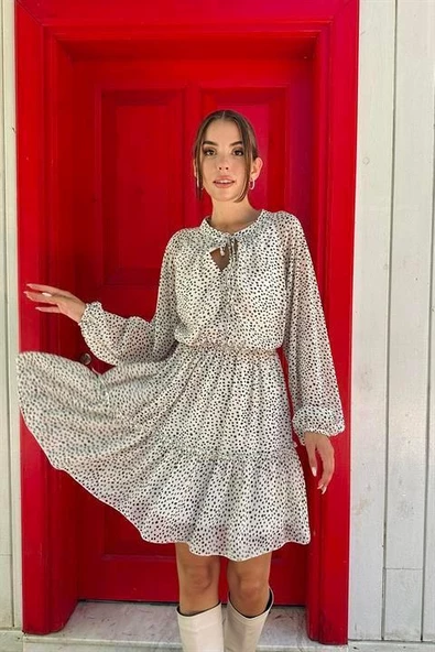 Eteği Katlı Puantiyeli Elbise - Resim 5