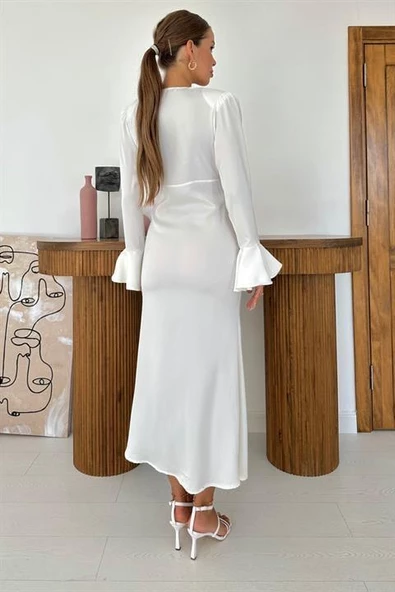 Önü Düğmeli Yırtmaçlı Saten Elbise - 6