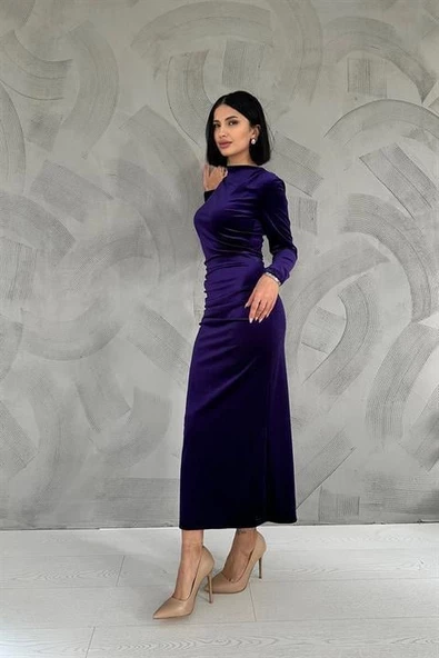 Kadife Dik Yaka Elbise - Resim 2