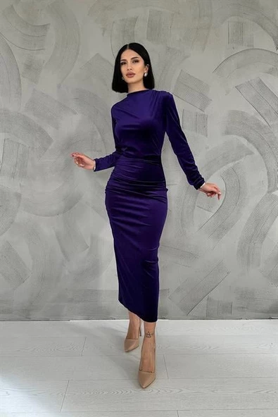 Kadife Dik Yaka Elbise ürün görseli