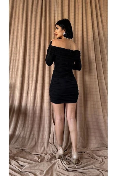 Büzgülü Madonna Yaka Elbise - Resim 4