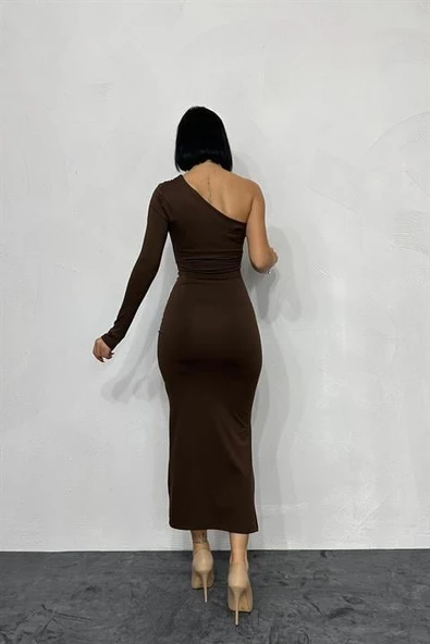 Büzgü Detaylı Tek Kol Elbise - Resim 4