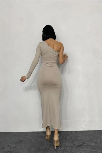 Büzgü Detaylı Tek Kol Elbise - Resim 4