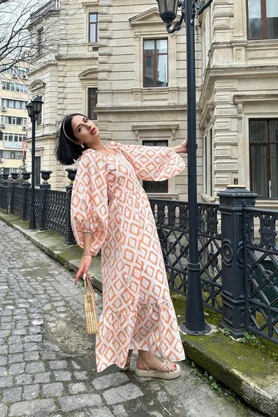 Kare Yaka Diamond Desenli Elbise - Resim 3